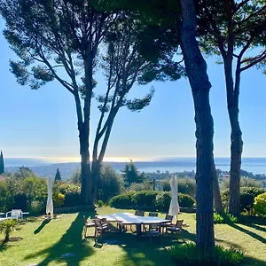  Affittacamere Domaine Des Encourdoules